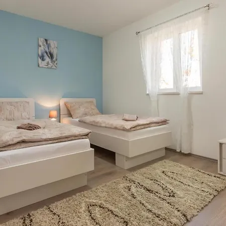 Amazing In Lokvicici Дом отдыха