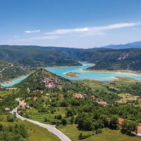 Amazing In Lokvicici Дом отдыха Lokvicic